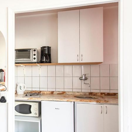 Ferienwohnung Nice Center - Bright Studio Balcony Wifi & Aircon Exterior foto