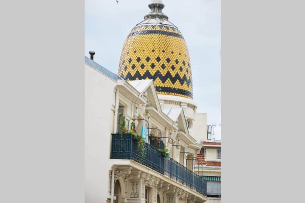Ferienwohnung Nice Center - Bright Studio Balcony Wifi & Aircon Exterior foto